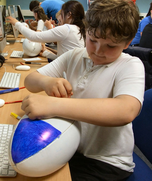 Gladstone Brookes Latchford Primary at Warrington Wolves