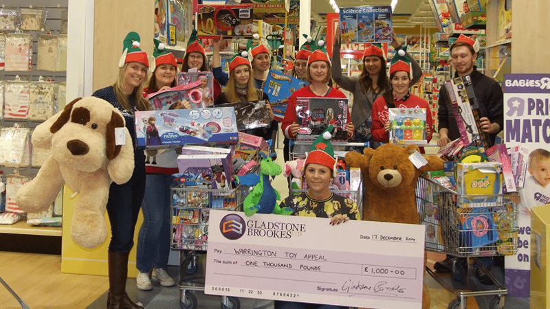 Toys-r-us christmas charity