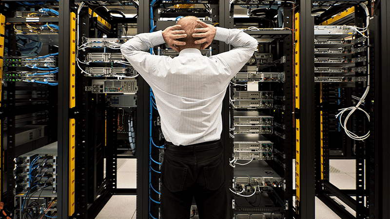 Lloyds IT problems hit thousands of accounts