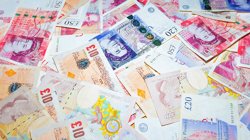 Over £1.5 billion fivers and tenners have vanished